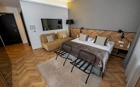 Urban Hotel Ljubljana 4*